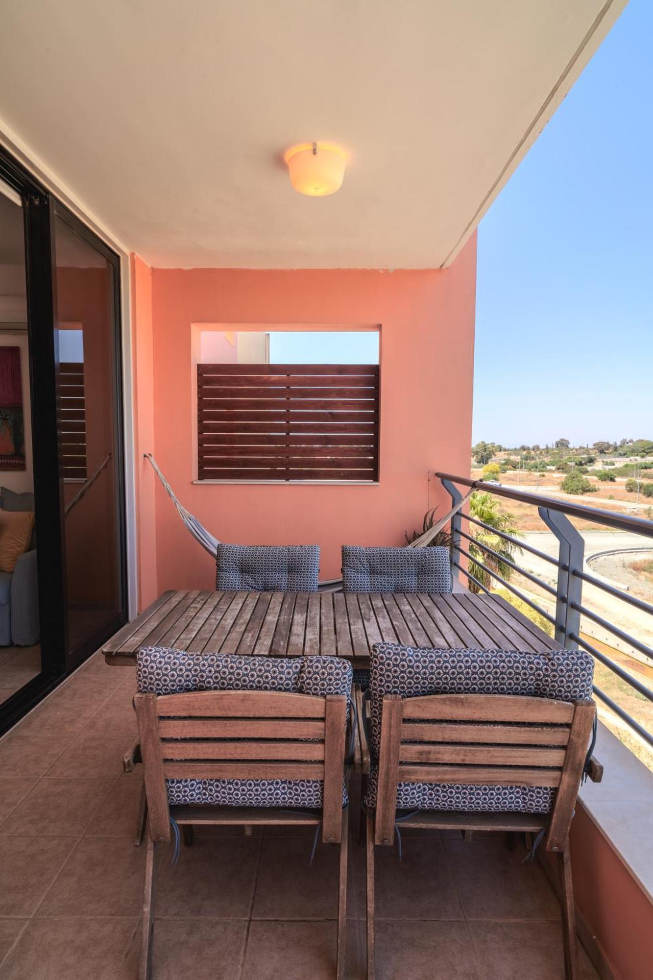 Isabella One Bedroom Larnaca Exterior foto